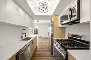 1231 Tobin Ct, Waukegan, IL 60085 - Photo 6