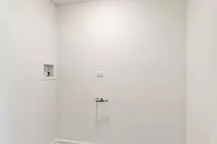 1231 Tobin Ct, Waukegan, IL 60085 - Photo 12