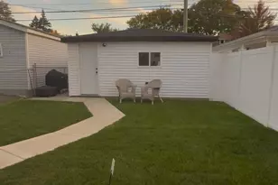 3811 W 61st St, Chicago, IL 60629 - Photo 12