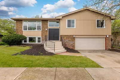 252 S Ellis Avenue, Glenwood, IL 60425 - Photo 1