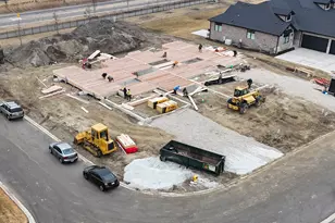 11113 Lizmore Ln, Orland Park, IL 60467 - Photo 4