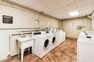 1043 S York Rd, Bensenville, IL 60106 - Photo 18