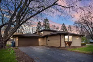 34 Emery Dr, Bourbonnais, IL 60914 - Photo 1