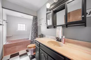 34 Emery Dr, Bourbonnais, IL 60914 - Photo 8