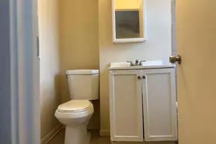 2205 Eshcol Ave, Zion, IL 60099 - Photo 6