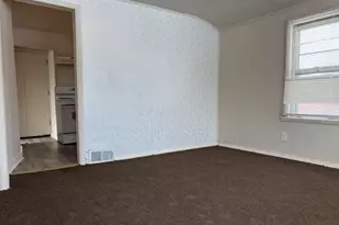 2205 Eshcol Ave, Zion, IL 60099 - Photo 8