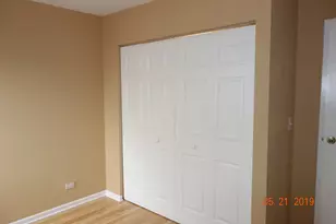 300 Meadow Ct, Vernon Hills, IL 60061 - Photo 30