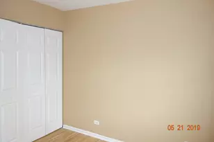 300 Meadow Ct, Vernon Hills, IL 60061 - Photo 26