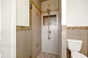 215 Hibbard Rd, Wilmette, IL 60091 - Photo 16