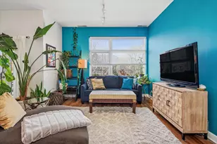 3741 N Wolcott Ave, Chicago, IL 60613 - Photo 2