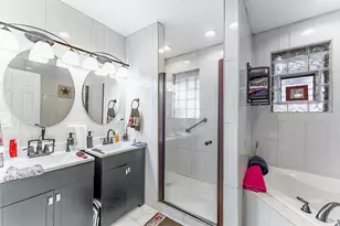 6929 S Oakley Ave, Chicago, IL 60636 - Photo 10