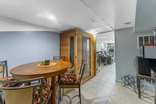 6929 S Oakley Ave, Chicago, IL 60636 - Photo 18