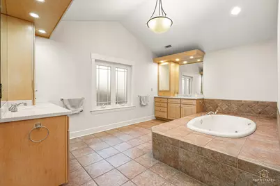 82 Lawton Road, Riverside, IL 60546 - Photo 24