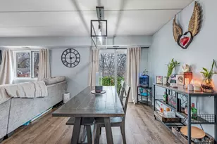 9527 S 54th Ave, Oak Lawn, IL 60453 - Photo 8