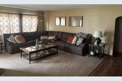 2421 187th Place, Lansing, IL 60438 - Photo 4