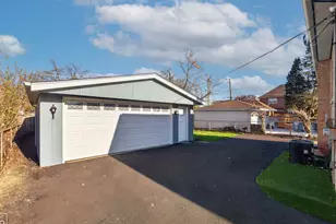 10643 S 83rd Ave, Palos Hills, IL 60465 - Photo 18