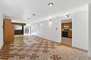 10643 S 83rd Ave, Palos Hills, IL 60465 - Photo 14