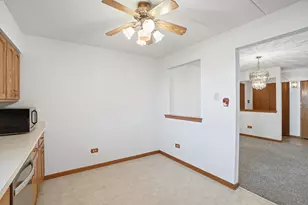 11042 S Theresa Circle, Palos Hills, IL 60465 - Photo 6