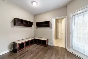 309 Bradbury Ln, Bartlett, IL 60103 - Photo 8