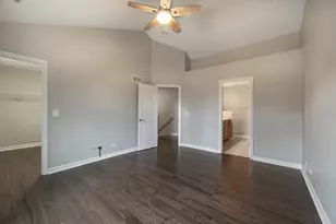 309 Bradbury Ln, Bartlett, IL 60103 - Photo 14