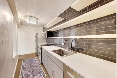 40 E 9th Street #1601, Chicago, IL 60605 - Photo 12