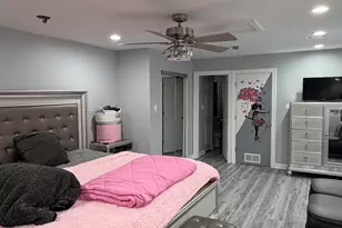 15541 6th Ave, Phoenix, IL 60426 - Photo 8