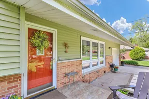 611 Ventura Rd, Champaign, IL 61820 - Photo 6