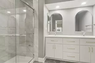 927 Hidden Lake Dr, Buffalo Grove, IL 60089 - Photo 14