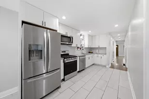 320 W 101st Pl, Chicago, IL 60628 - Photo 8