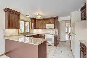 8506 N Greenwood Ave, Niles, IL 60714 - Photo 6