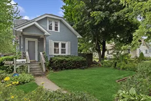 427 S Elmwood Ave, Waukegan, IL 60085 - Photo 14