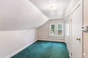 427 S Elmwood Ave, Waukegan, IL 60085 - Photo 8