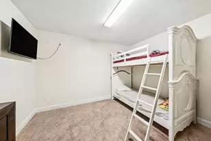 914 Tivoli Dr, Rockford, IL 61107 - Photo 22