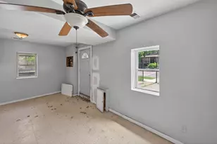 7340 S Maryland Ave, Chicago, IL 60619 - Photo 2