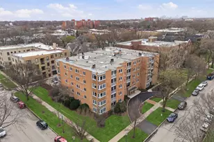 1333 Maple Ave, Evanston, IL 60201 - Photo 2