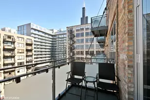 333 S Desplaines St, Chicago, IL 60661 - Photo 12