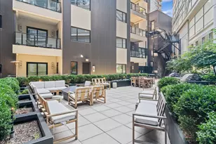 668 N Kingsbury St, Chicago, IL 60654 - Photo 24