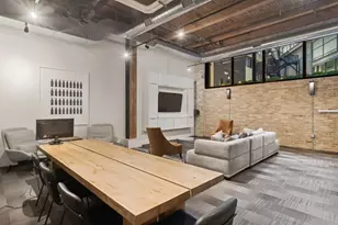 668 N Kingsbury St, Chicago, IL 60654 - Photo 28