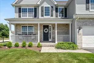 1031 S Carly Cir, Yorkville, IL 60560 - Photo 2