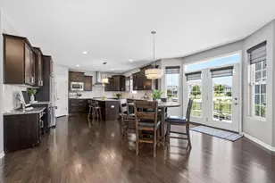 1031 S Carly Cir, Yorkville, IL 60560 - Photo 16
