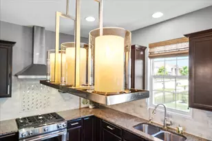 1031 S Carly Cir, Yorkville, IL 60560 - Photo 14