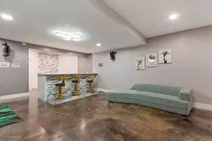 605 Independence Ave, Sycamore, IL 60178 - Photo 32