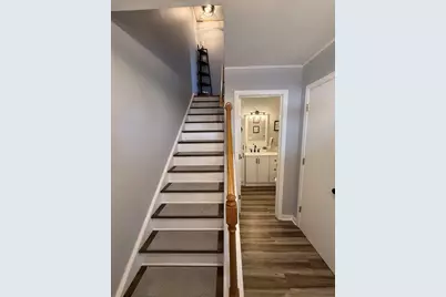 100 Village Creek Drive, Lake in the Hills, IL 60156 - Photo 14