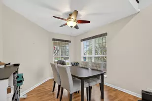 125 Ione Dr, South Elgin, IL 60177 - Photo 12