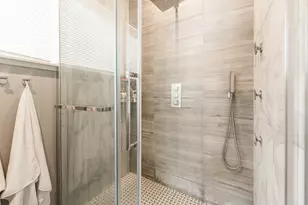 2108 W 18th Pl, Chicago, IL 60608 - Photo 18