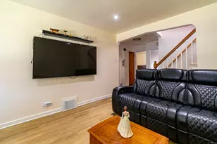 6824 S Kildare Ave, Chicago, IL 60629 - Photo 2