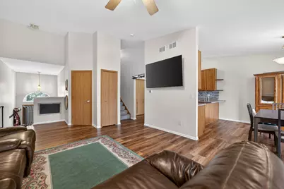 665 Kenwood Court, Dekalb, IL 60115 - Photo 8