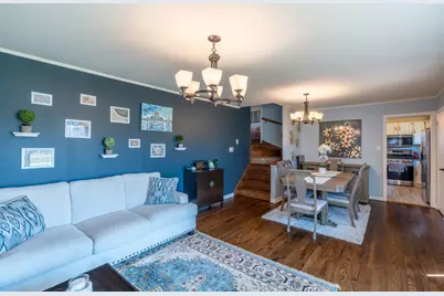 7528 Churchill Street, Morton Grove, IL 60053 - Photo 4