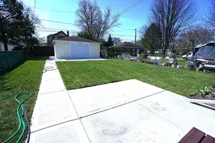 5249 Hoffman St, Skokie, IL 60077 - Photo 42