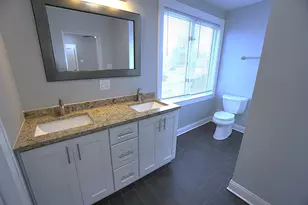 5249 Hoffman St, Skokie, IL 60077 - Photo 16